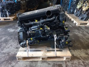 Mercedes/ADE OM926 Truck Engine