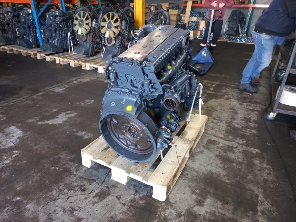 Mercedes/ADE OM926 Truck Engine