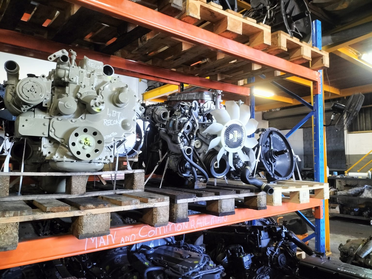 Hino 300 Truck Engine