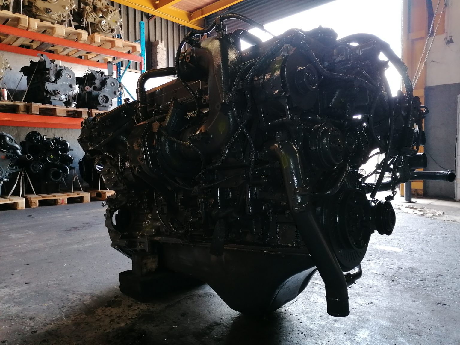 Hino 700 Truck Engine