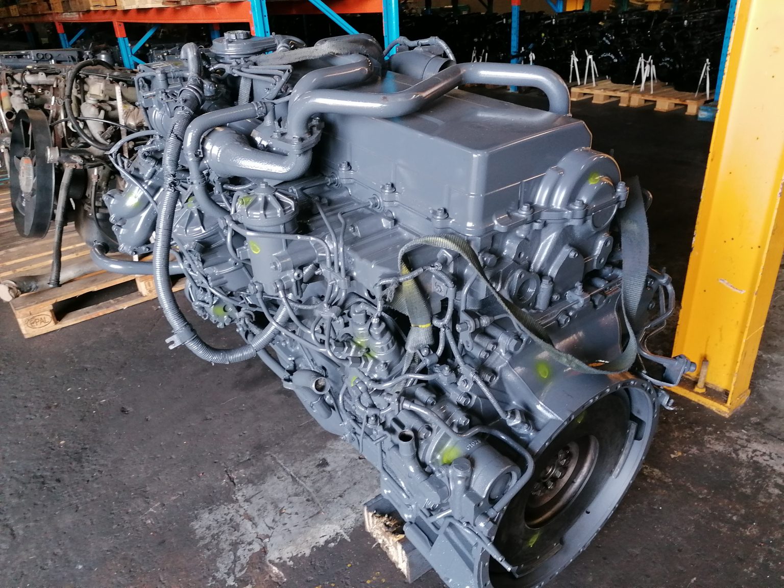 Hino 700 Truck Engine