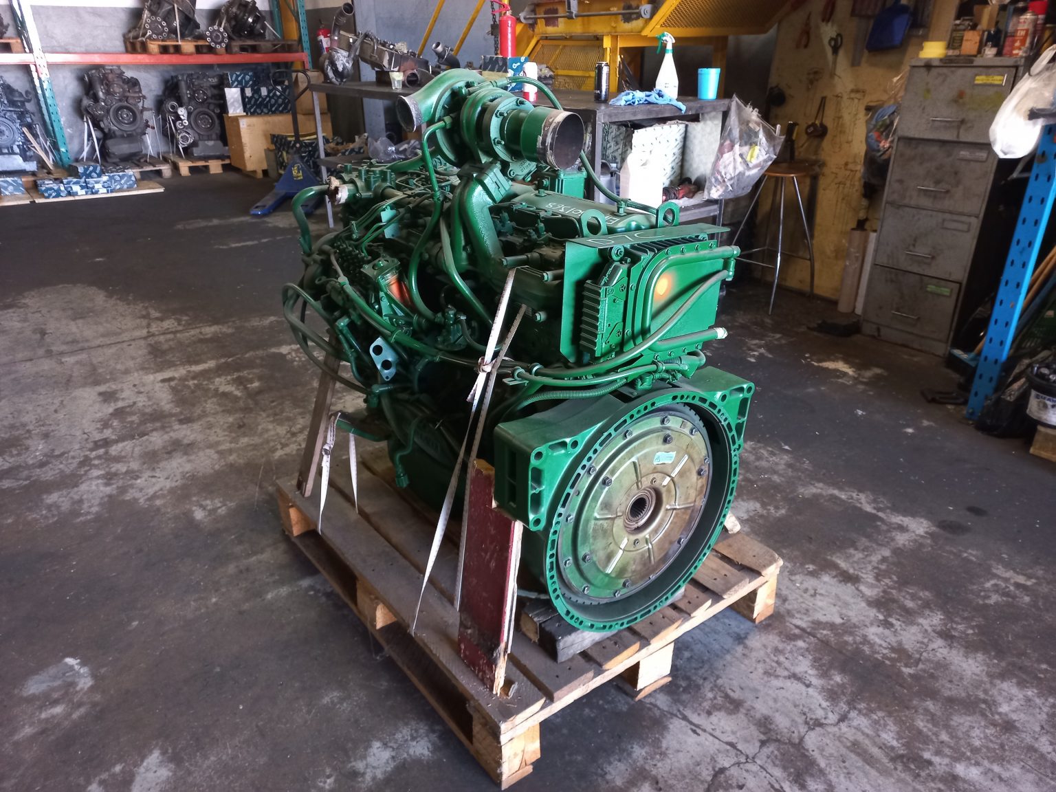 Volvo D7C Truck Engine Durban Truck and Bus Spares