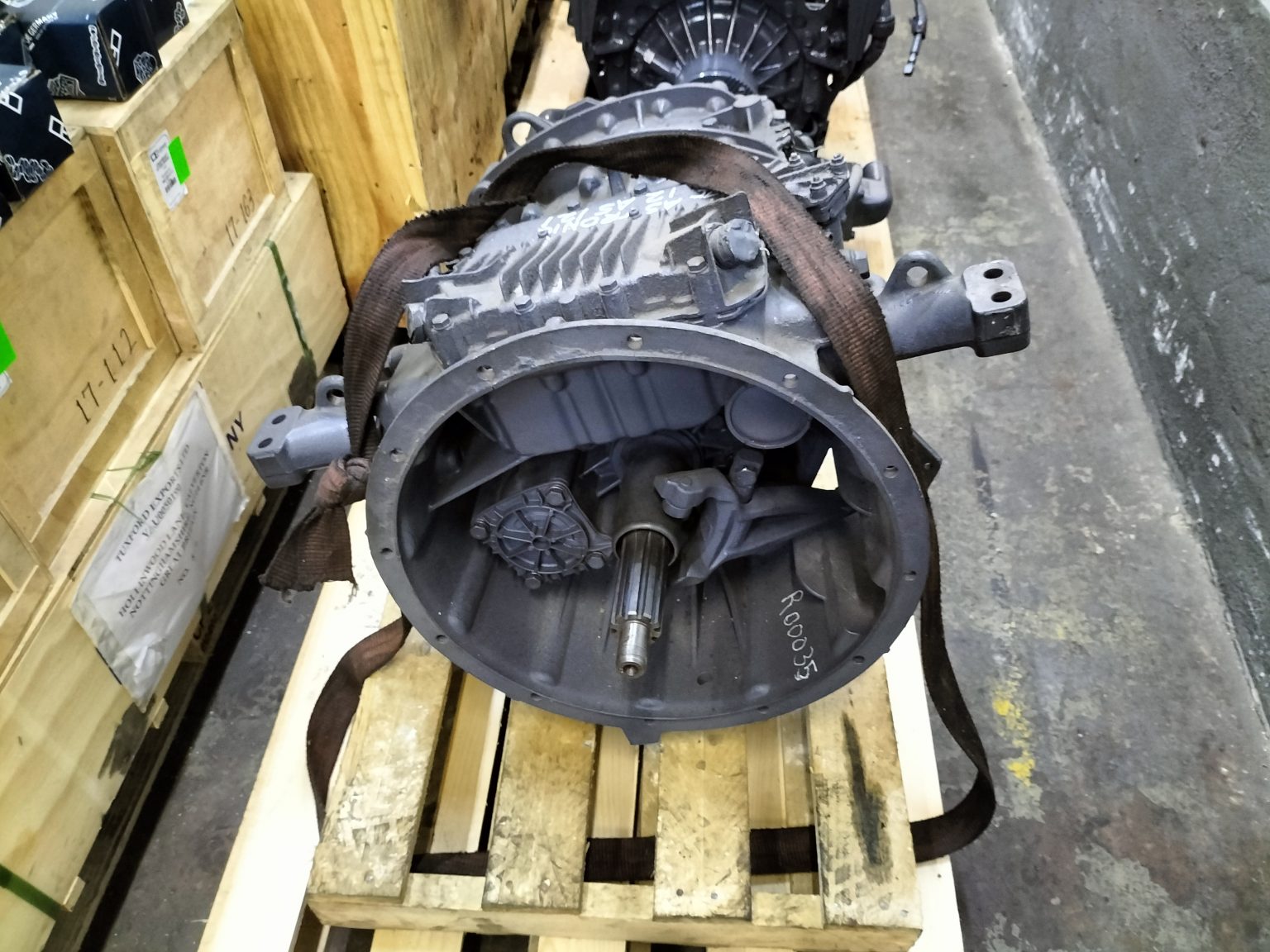 ZF 12AS-121 (Astronic)
