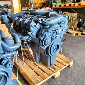 Mercedes OM422 (V8) Truck Engine
