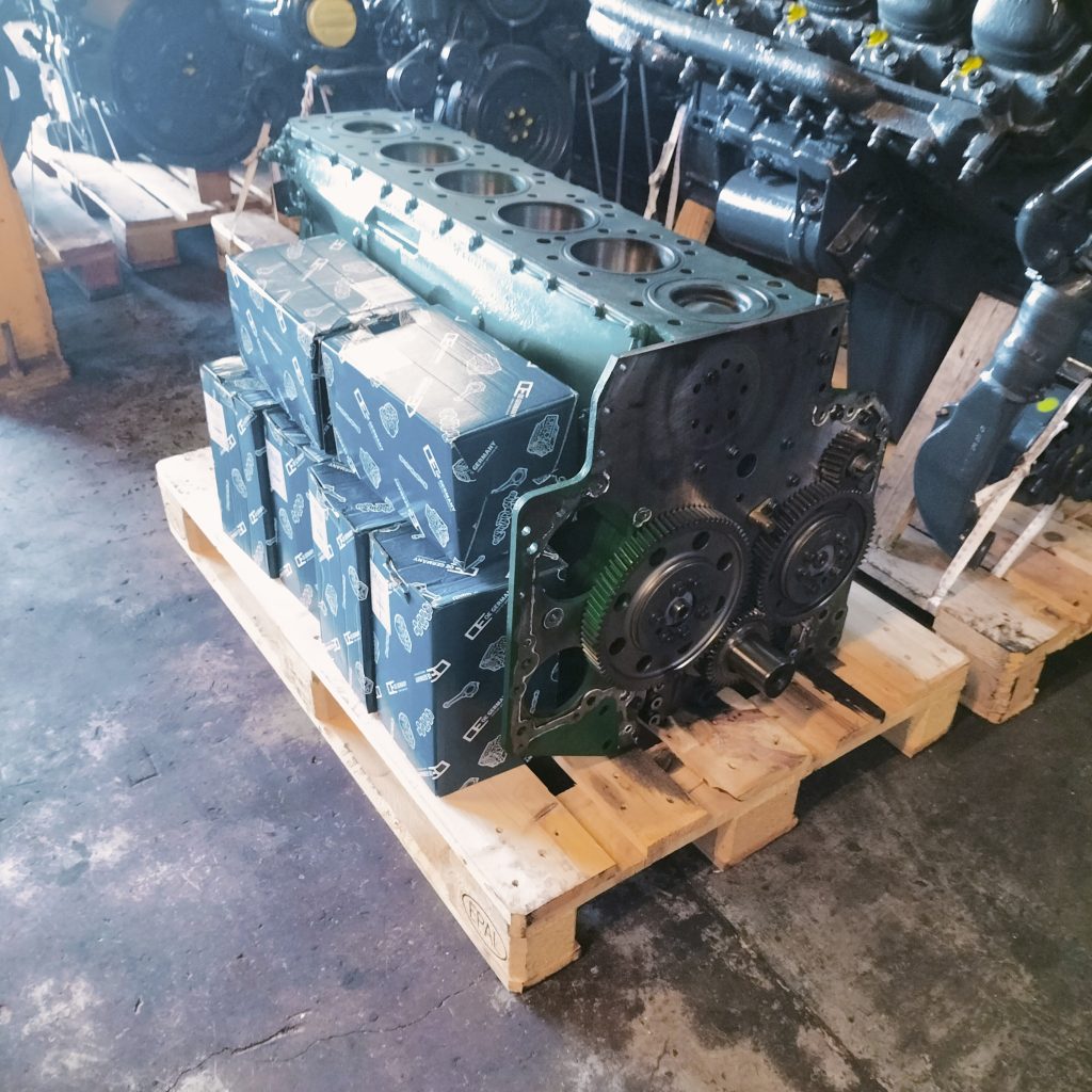 Volvo D12 Engine (Sub Assembly) - Durban Truck and Bus Spares